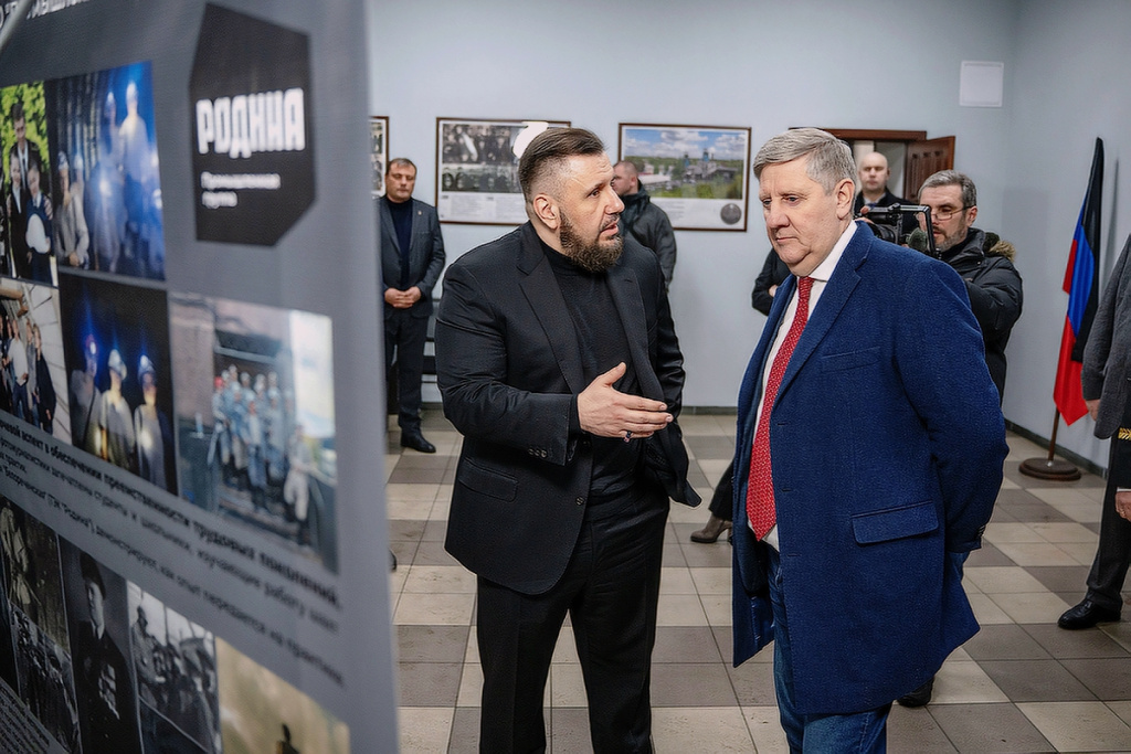 Андрей Чертков и Александр Клименко на открытии новой лавы на шахте "Горняк-95"