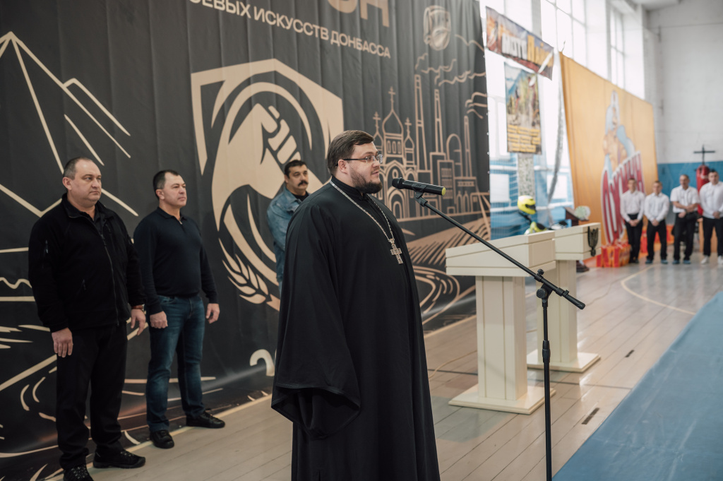 Подписание грантов для спортсменов (7).jpg Подписание грантов для спортсменов (7).jpg