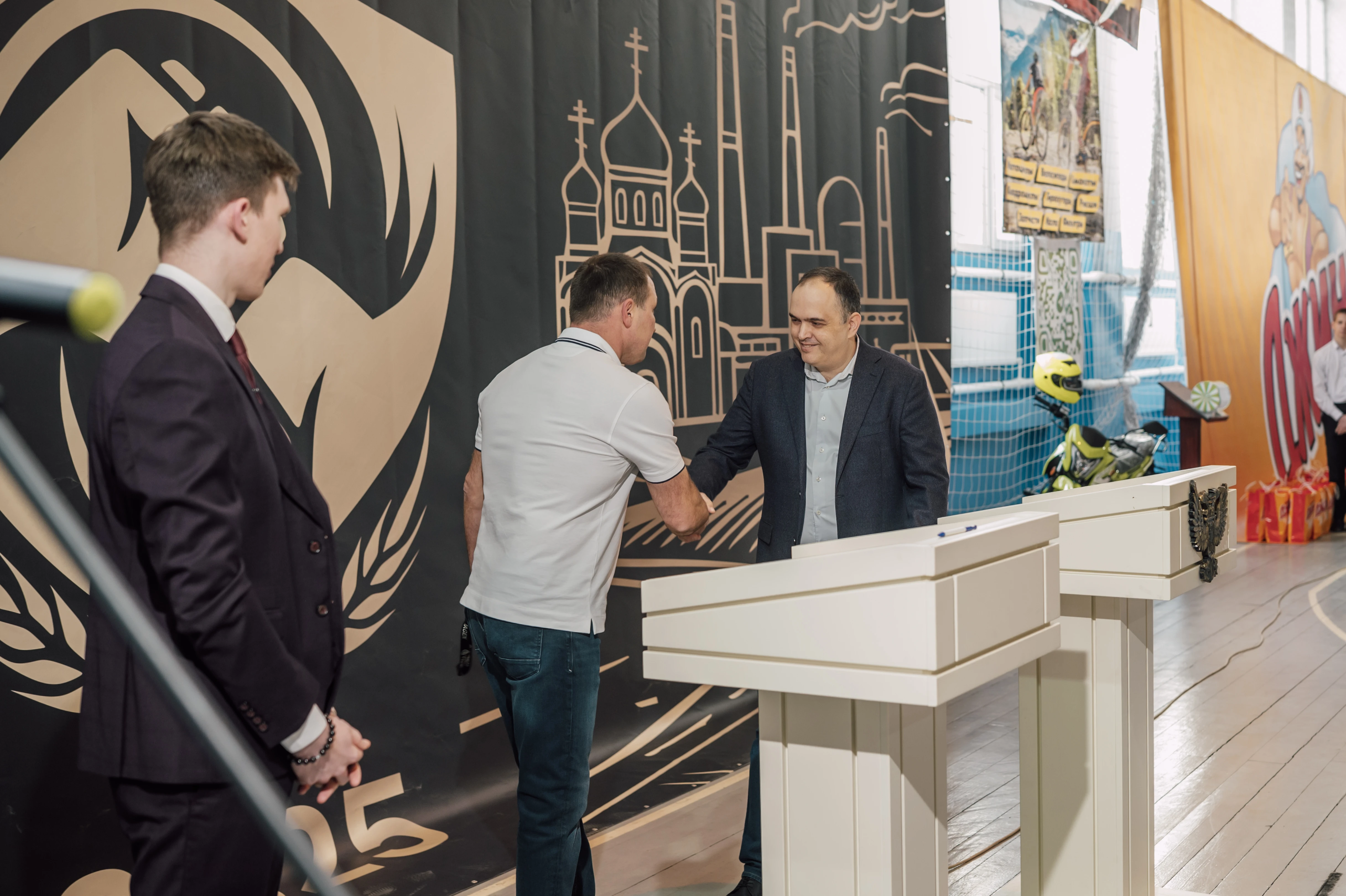 100 юных спортсменов Донбасса получат годовую поддержку от «Юнисон»